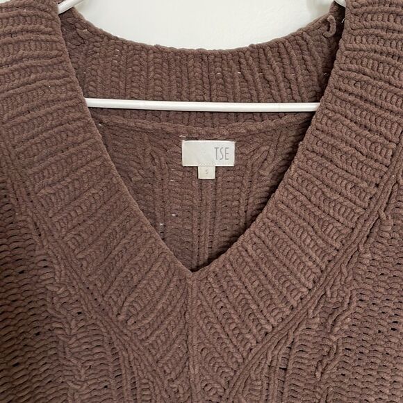 TSE Soft Brown V-neck Cable Sweater - Picture 2 of 6